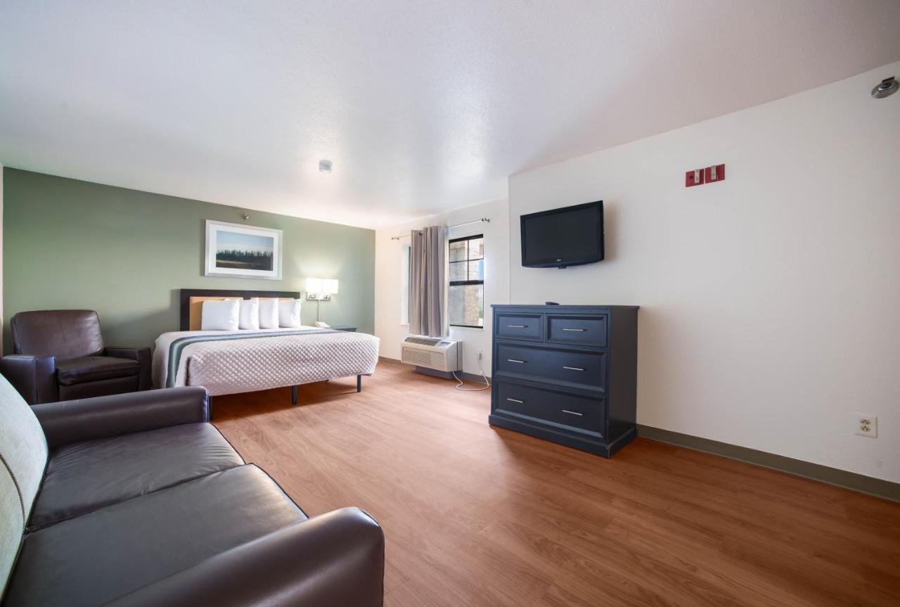Hometowne Studios By Red Roof St. Louis - Airport/N Lindbergh Hazelwood Exterior foto
